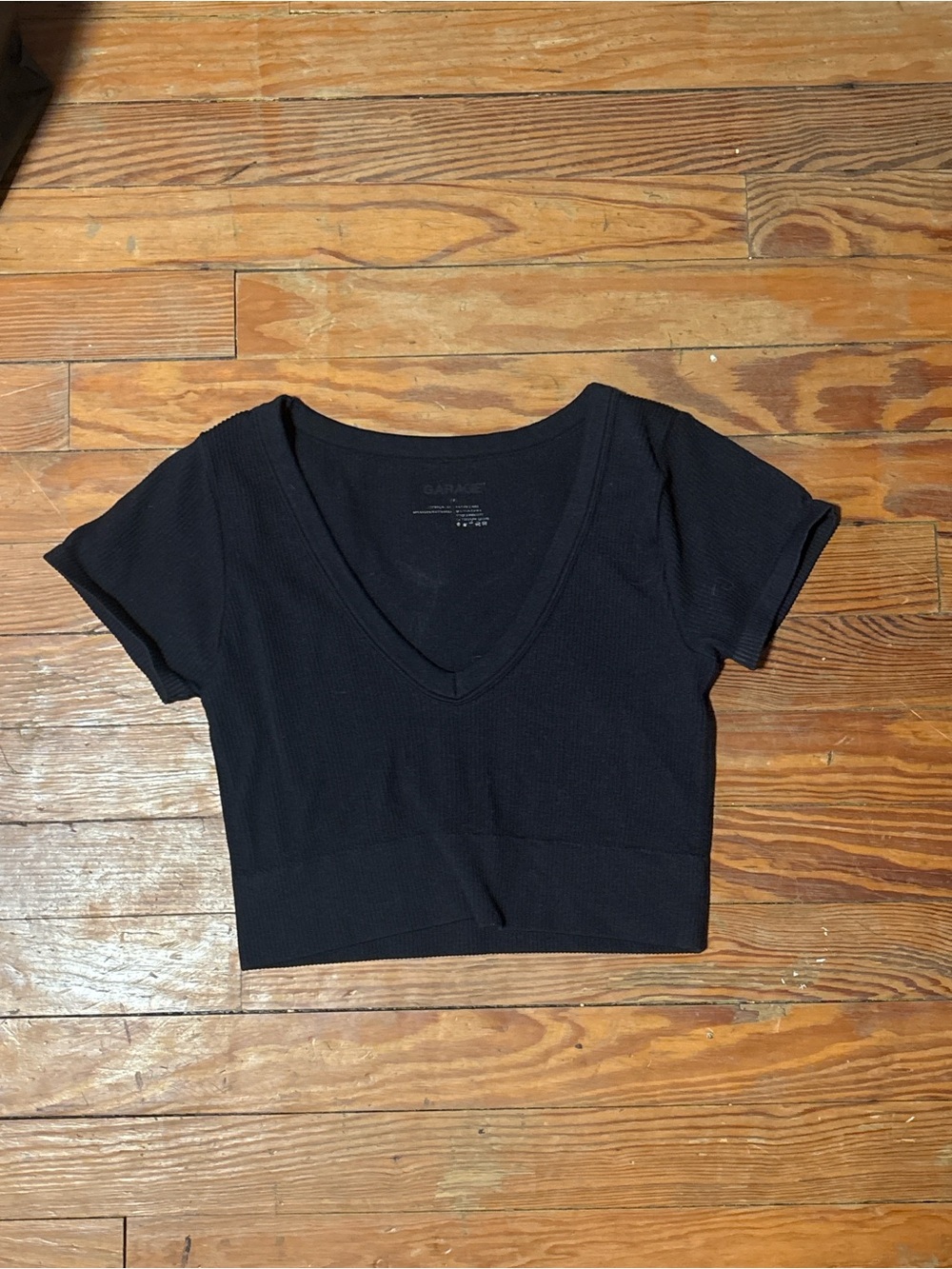 Garage Black V-Neck Ribbed Crop Top - Women